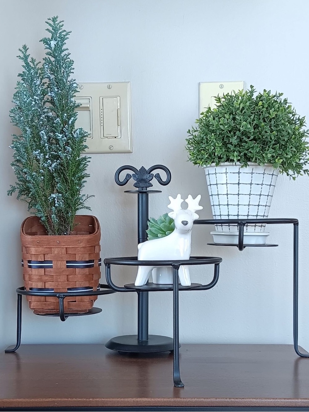 Longaberger Black Wrought Iron Swivel Caddy Stand